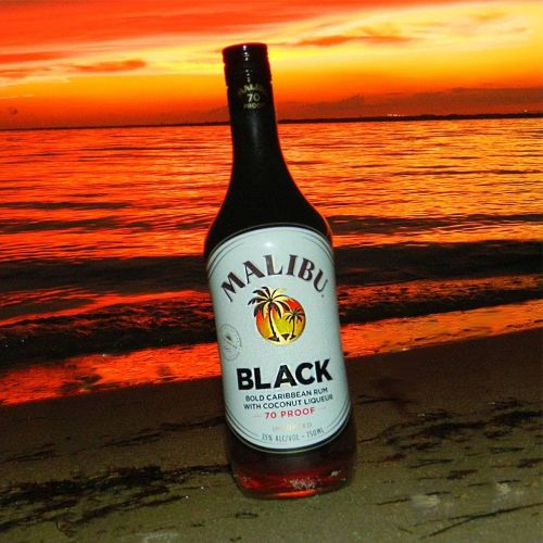 MALIBU BLACK (750ML)