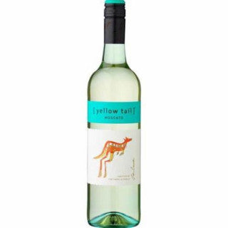 YELLOWTAIL MOSCATO (750ML)