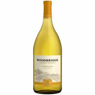 WOODBRIDGE CHARDONNAY (1.5L)