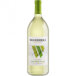 WOODBRIDGE SAUV BLANC (1.5L)