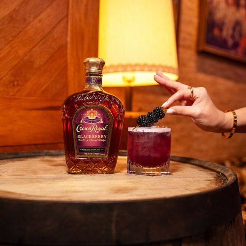 CROWN ROYAL BLACKBERRY (375ML)