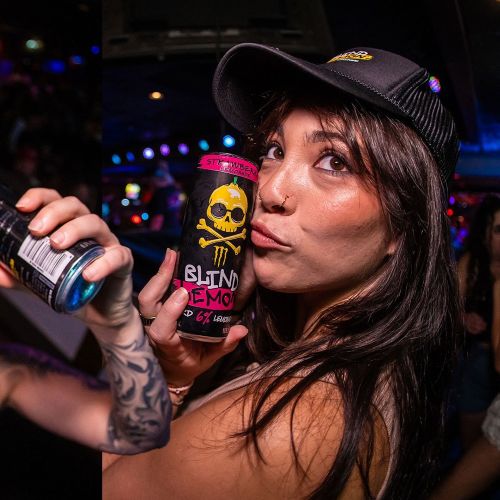 BLIND STRAWBERRY LEMONADE (24OZ)