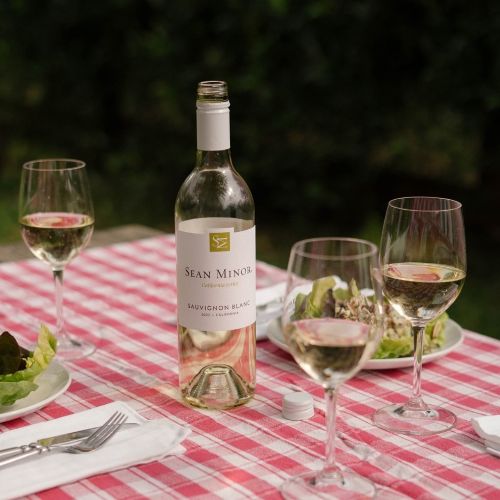 SEAN MINOR 4BEARS SAUVIGNON BLANC (750ML)