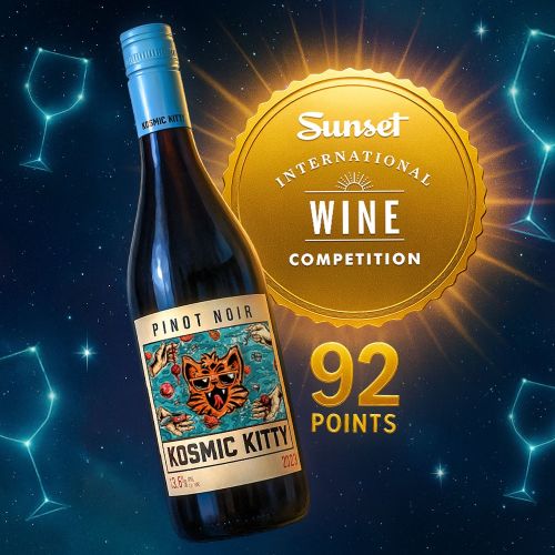 COSMIC KITTY PINOT NOIR (750ML)